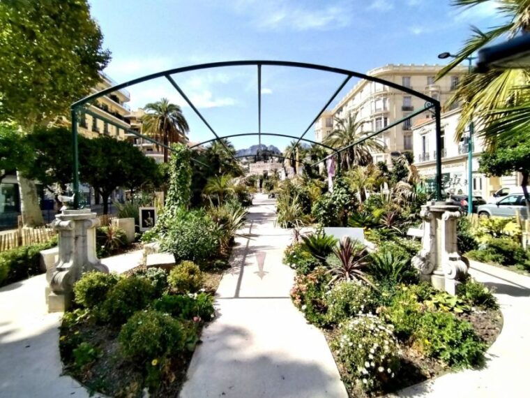 menton-citrus-farm-old-town-botanic-boat-full-day-tour