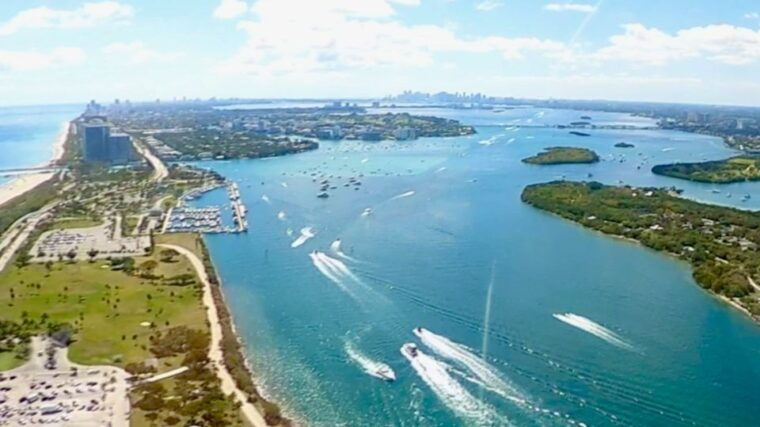 miami-private-luxury-helicopter-flight-with-champagne
