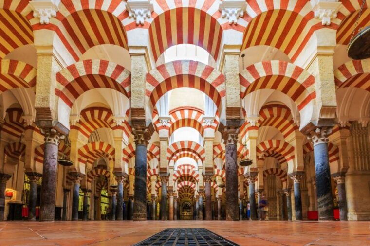 mosque-cathedral-of-cordoba-guided-tour-with-tickets