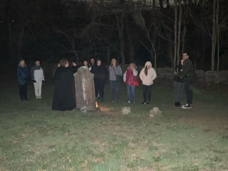 mystic-guided-graveyard-ghost-tour-by-moonlight