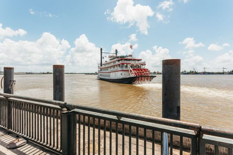 new-orleans-city-sightseeing-hop-on-hop-off-bus-tour-2