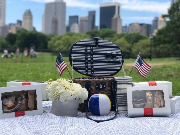 new-york-city-all-day-bike-rental-and-central-park-picnic