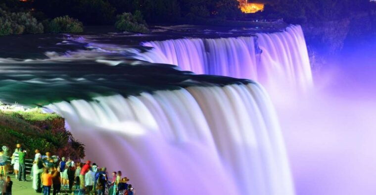 niagara-falls-usa-day-night-small-group-tour-with-dinner
