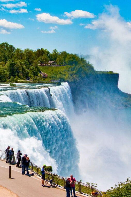 niagara-falls-usa-tour-with-maid-of-the-mist-boat-ride