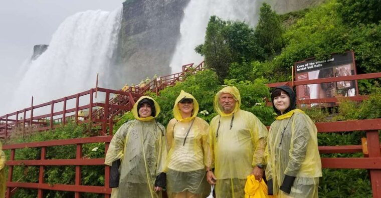 niagara-usa-cave-of-the-winds-adventure-winter-tour