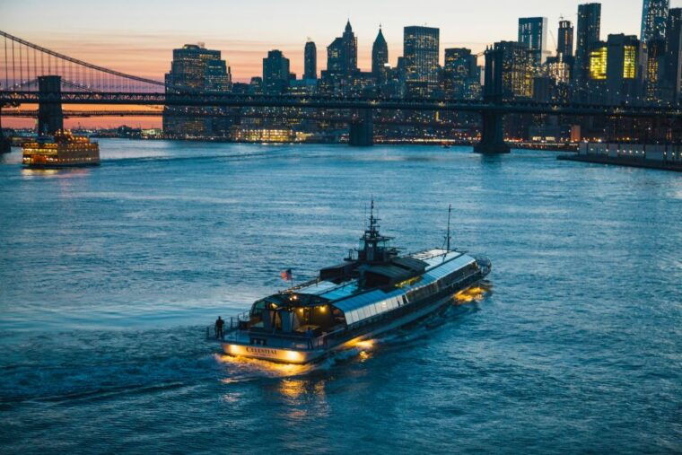 nyc-thanksgiving-gourmet-lunch-or-dinner-harbor-cruise