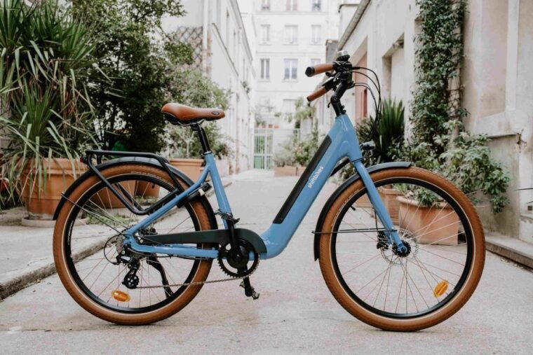 onebike-electric-bike-rental-in-the-in-the-heart-the-paris