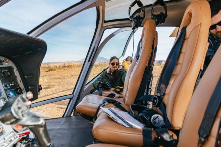 page-horseshoe-bend-helicopter-flight-tower-butte-landing