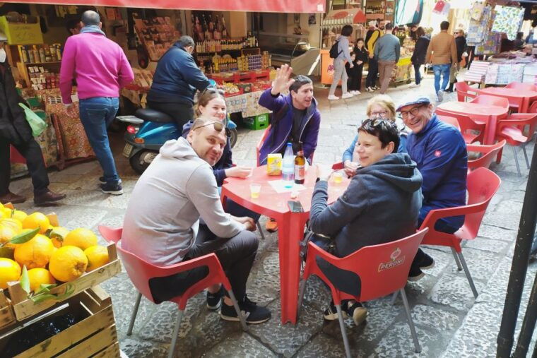 palermo-city-walking-tour-street-food-tasting-with-drink