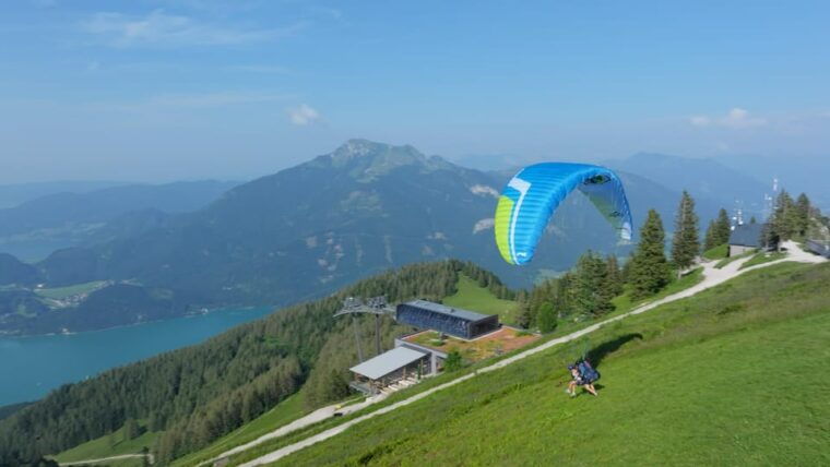 paragliding-tandem-flight-in-salzkammergut-wolfgangsee