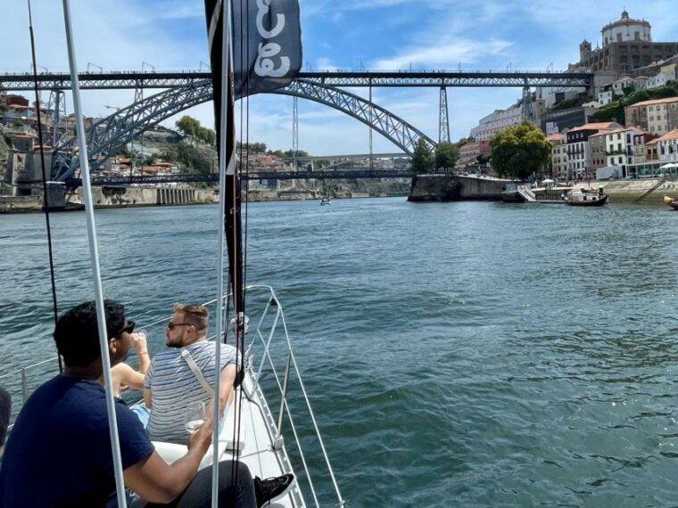 porto-exclusive-charming-sailboat-cruise