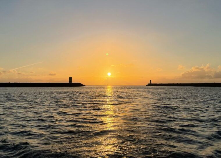 porto-exclusive-charming-sailboat-sunset
