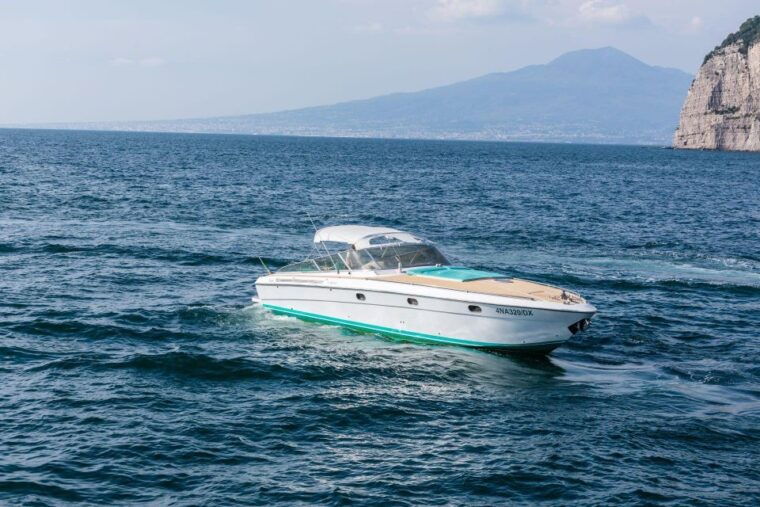 positano-amalfi-coast-emerald-grotto-private-boat-tour