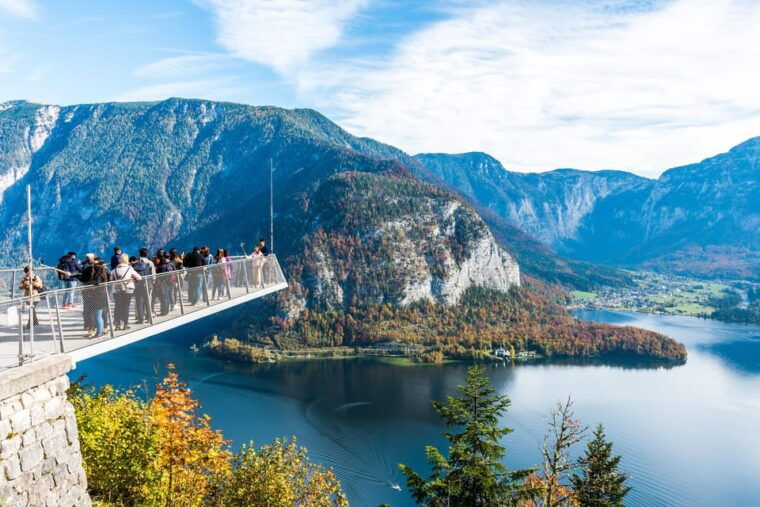 private-day-trip-from-salzburg-to-st-gilgen-hallstatt