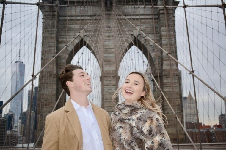 private-nyc-walking-tour-with-a-personal-photographer