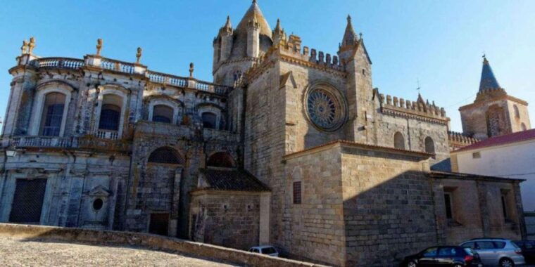 private-tour-evora-arraiolos-by-mercedes-benz