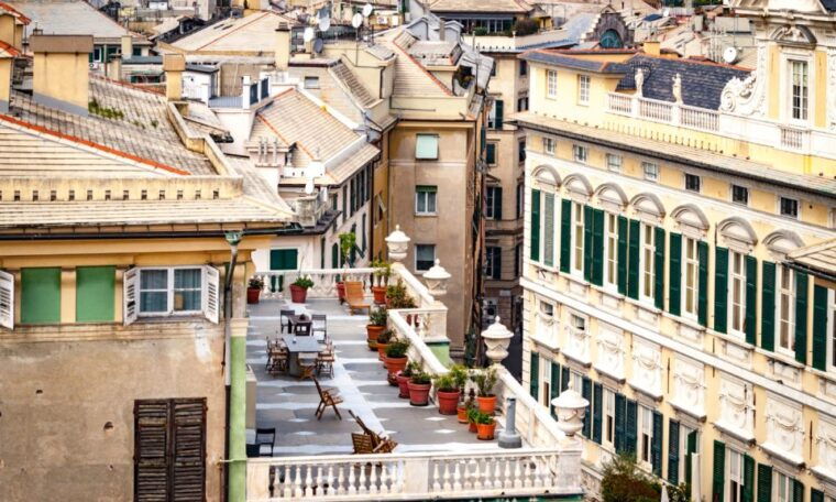 private-walking-tour-of-genoa