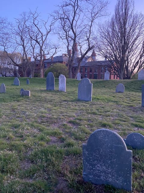 salem-specters-and-apparitions-ghost-hunting-tour