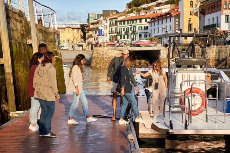 san-sebastian-2-bays-evening-or-sunset-boat-tour-with-cava