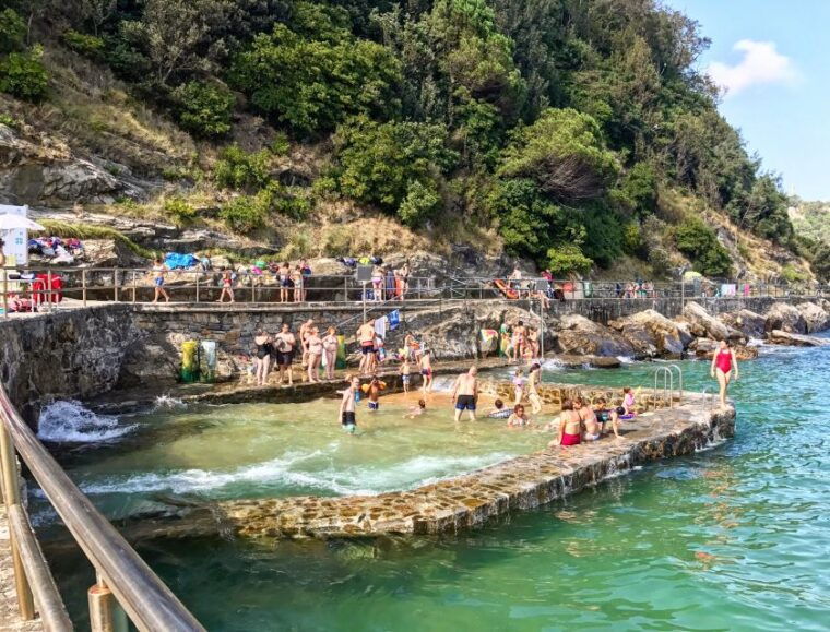 san-sebastian-boat-tour-with-stop-at-santa-clara