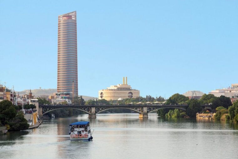 seville-restaurant-boat-ride-on-the-guadalquivir-river-with-lunch-dinner