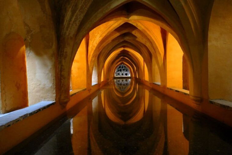 seville-small-group-alcazar-guided-tour-entry-ticket
