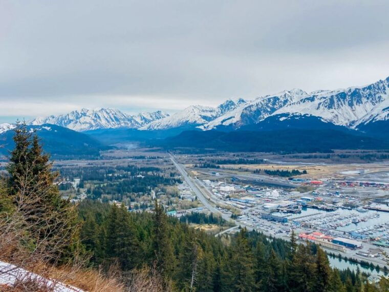 seward-guided-wilderness-hike-with-transfer