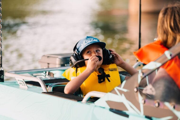 smoky-mountain-thrilling-helicopter-and-jet-boat-tour