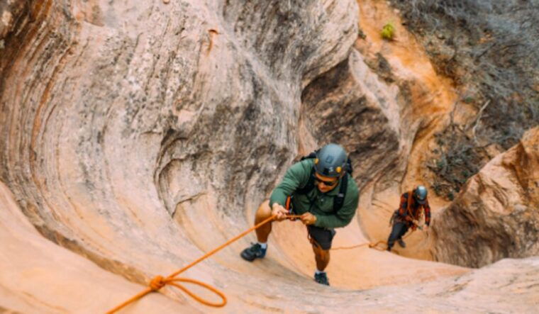 springdale-half-day-canyoneering-experience