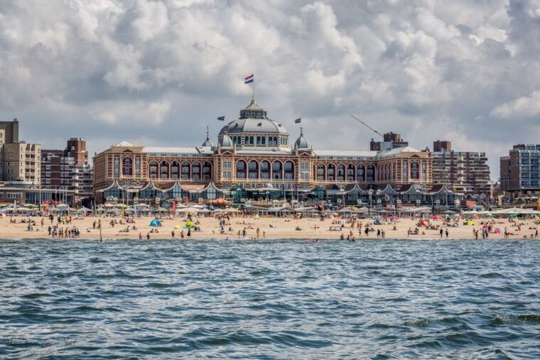 the-hague-scheveningen-beach-rib-speedboat-tour