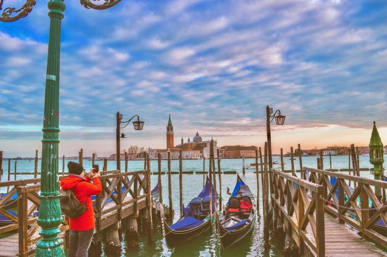 venice-st-marks-basilica-doges-palace-and-gondola-ride