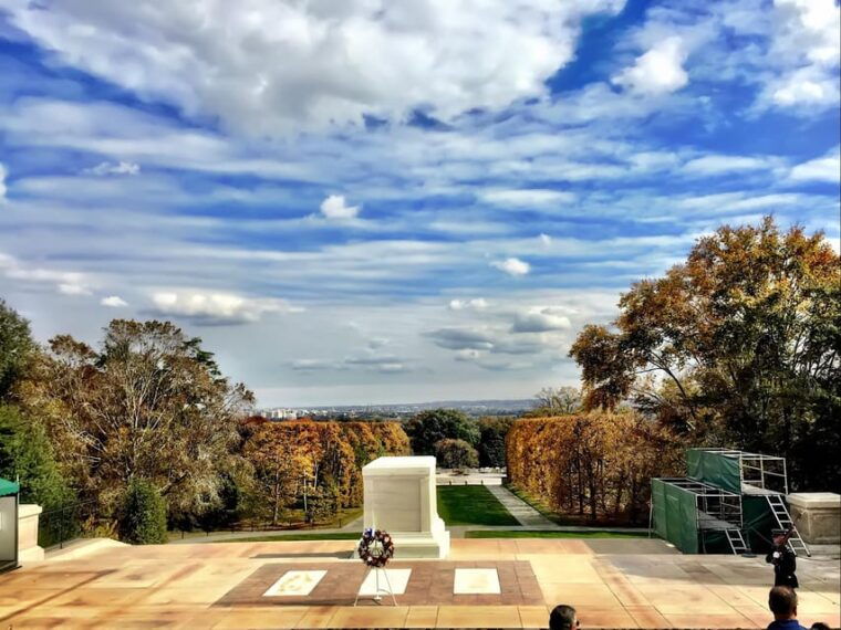 washington-dc-private-customized-city-tour-by-van
