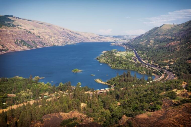waterfalls-and-wine-plus-mt-hoods-timberline-tour-2
