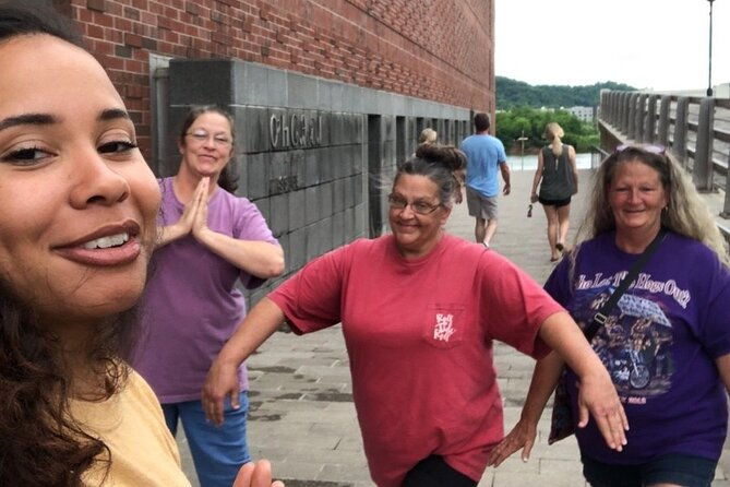 adventurous-scavenger-hunt-in-vancouver-by-zombie-scavengers