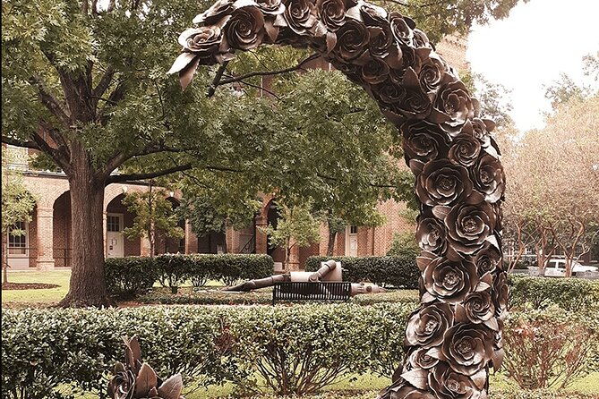 adventurous-walking-tour-of-university-of-alabama