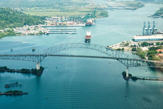 aero-city-tour-in-panama-city-panama-canal