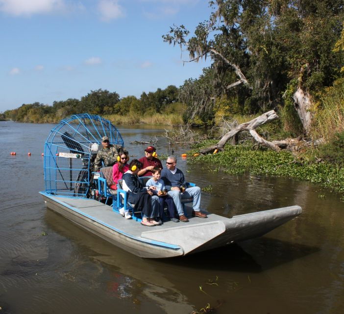 airboat-tour-of-louisiana-swamps