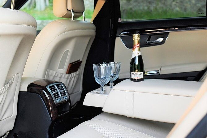 airport-transfer-tivat-porto-montenegro-to-budva-sveti-stefan