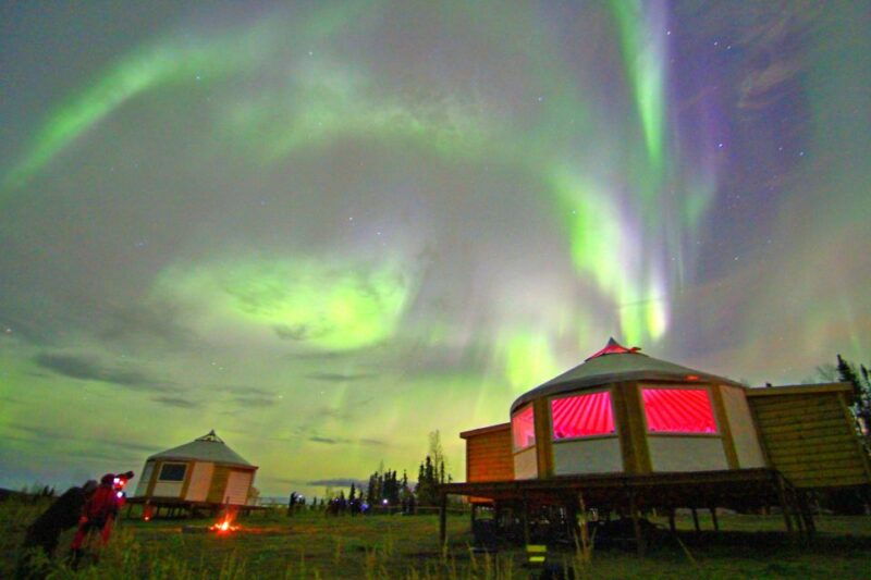 alaskan-northern-lights-aurora-borealis-lodges