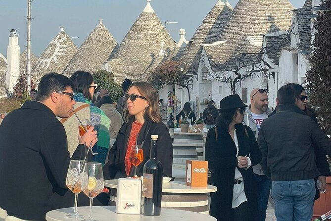 alberobello-walking-tour-with-aperitif