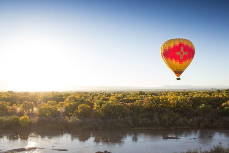 albuquerque-rio-grande-valley-hot-air-balloon-ride