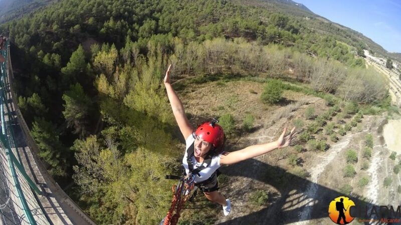 alcoi-bridge-3-second-free-fall-with-triple-security