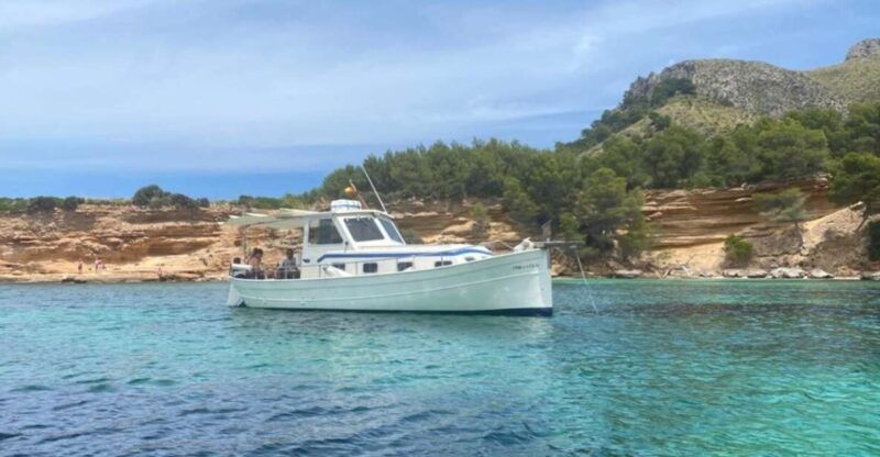 alcudia-traditional-wooden-boat-trip-with-snorkeling