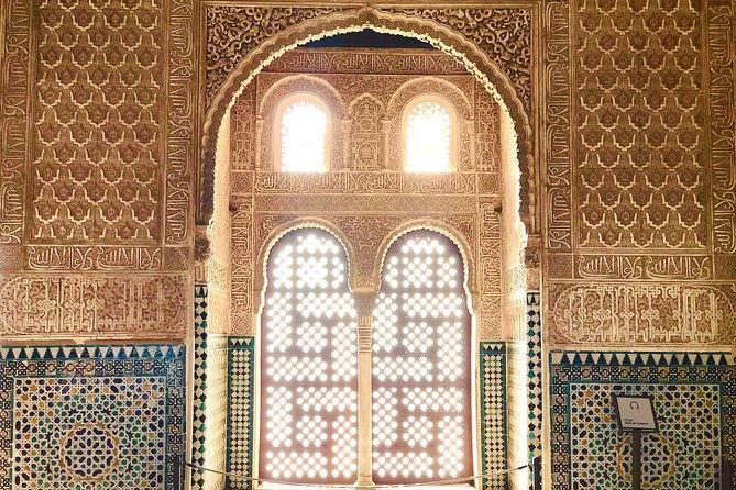 alhambra-semi-private-tour-with-skip-the-line-tickets