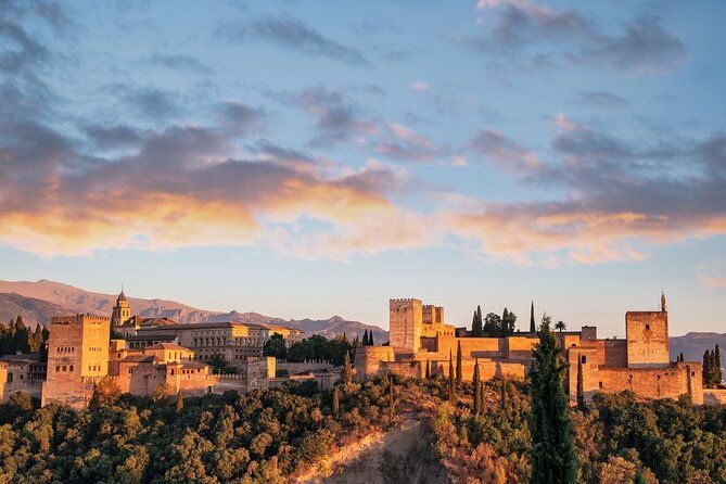 alhambra-sunset-tour-from-malaga