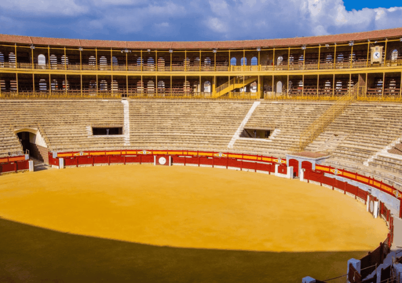 alicante-bullring-and-central-market-gastronomic-tour