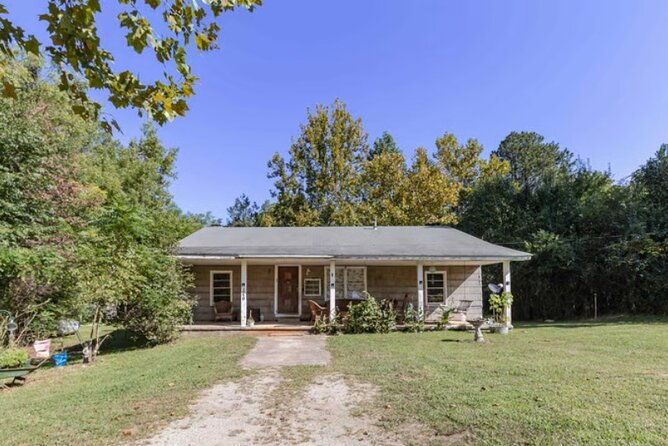 all-day-private-stranger-things-location-tour-in-atlanta