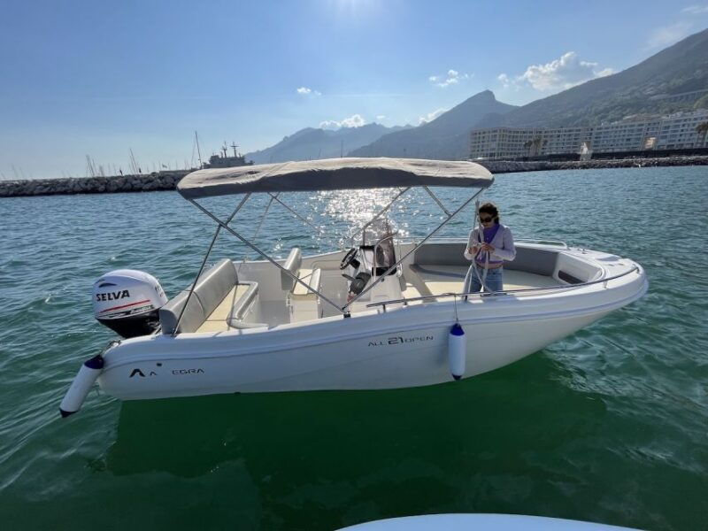 amalfi-coast-tour-with-skipper-from-salerno-to-positano