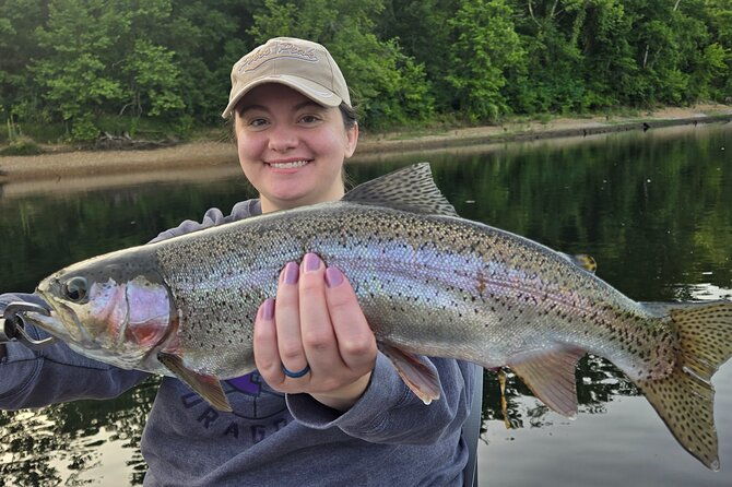 amazing-fishing-trip-captain-bs-fishing-guide-service-lodging