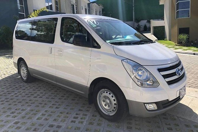 andaz-papagayo-shuttle